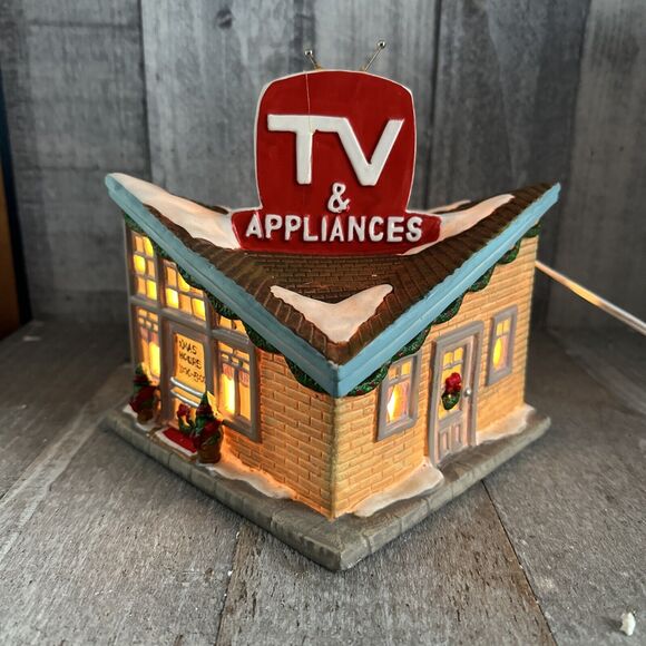 2005 Santas Workbench Collection Retroville Series 3 Sons Appliance & TV Store - Picture 2 of 7